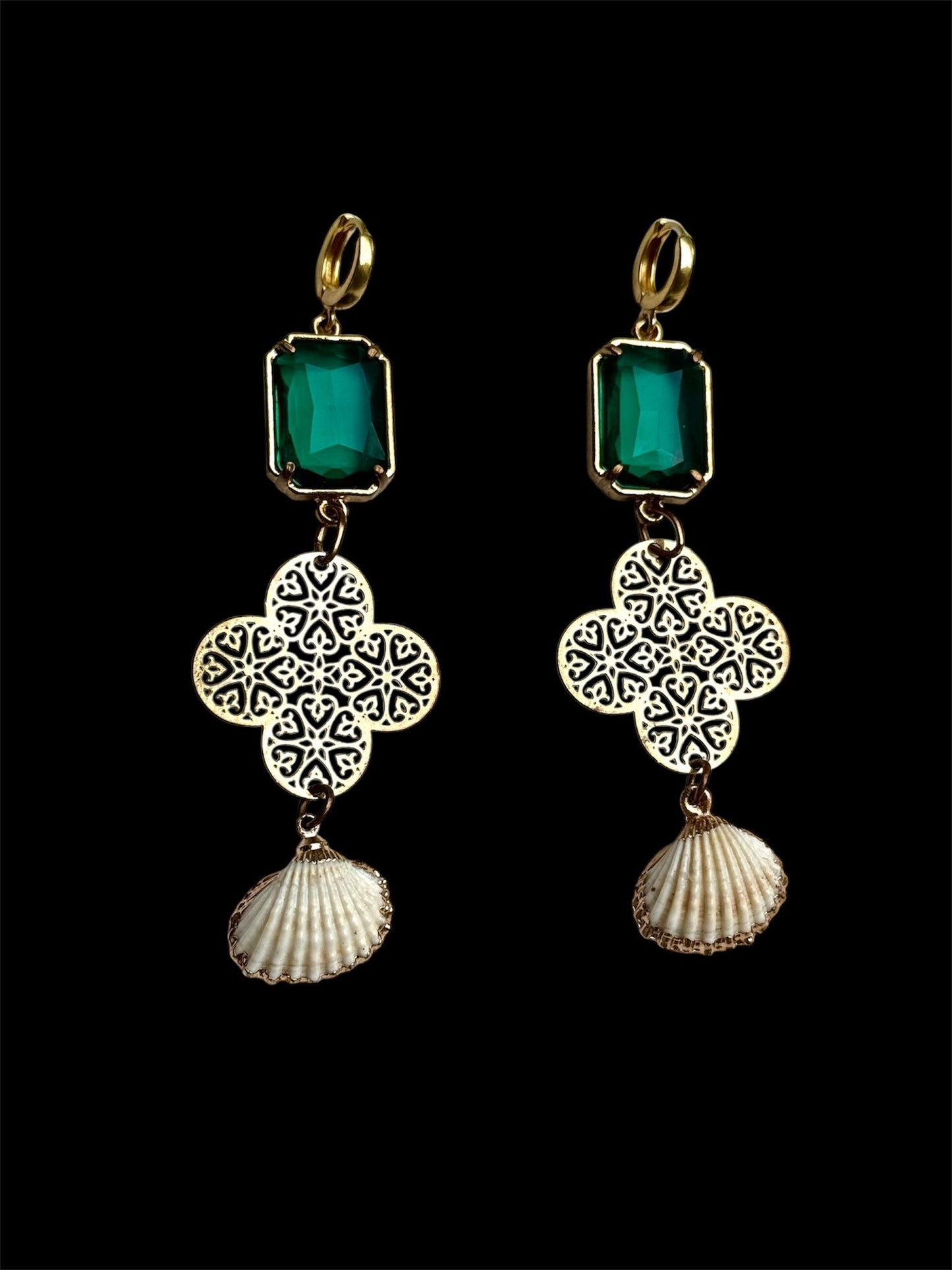 Žali su kriauklėmis